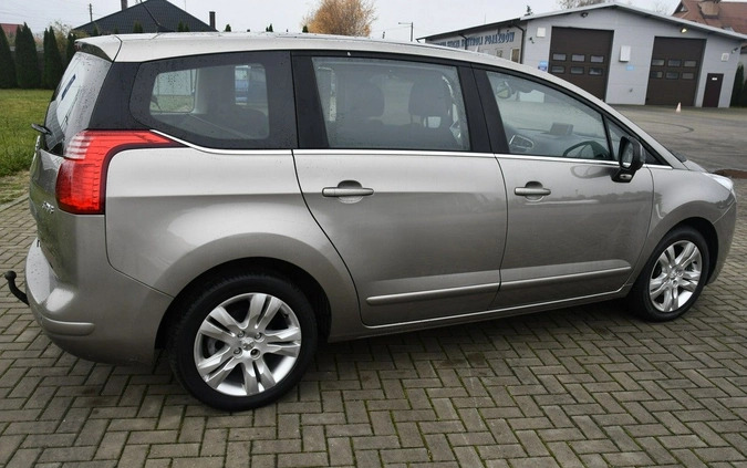Peugeot 5008 cena 26900 przebieg: 228000, rok produkcji 2010 z Tychy małe 466